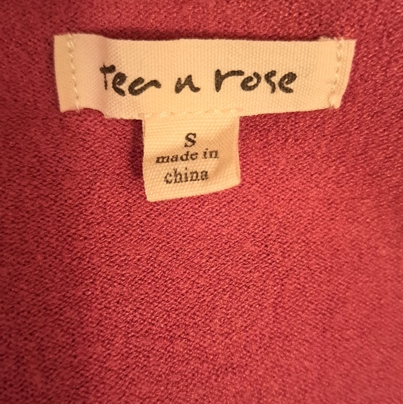 Tea n' Rose Oversized Sweater in Light Orange/Rust - Picture 4 of 4